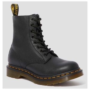 Dr. Martens 1460 Pascal Virginia Leather Boots